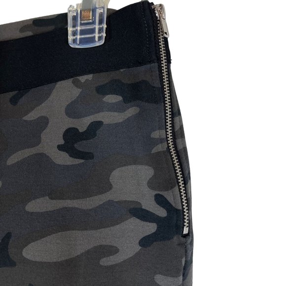 GAP Black/Gray Camo Side Zip Stretch Ankle Ponte Pants Size Small - Picture 4 of 8